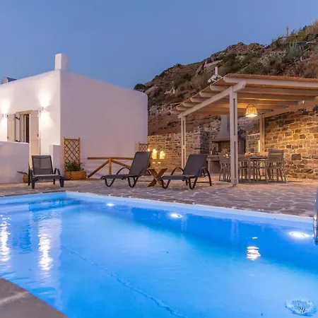 Pleiades Naxos فيلة Agkidia