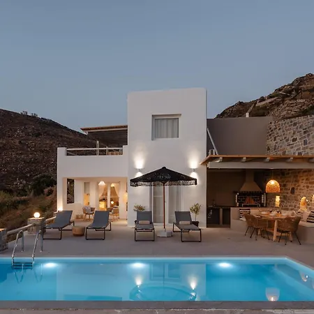 Pleiades Naxos فيلة *
