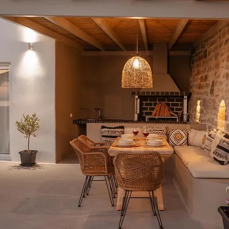 Villa Pleiades Naxos *