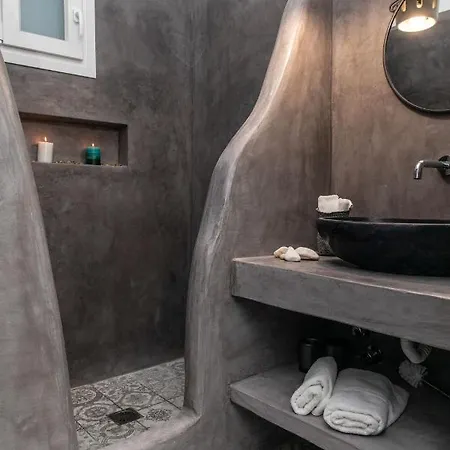 Willa Pleiades Naxos