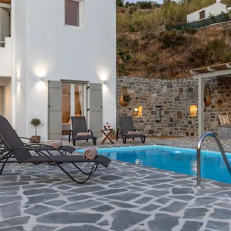 Pleiades Naxos Willa